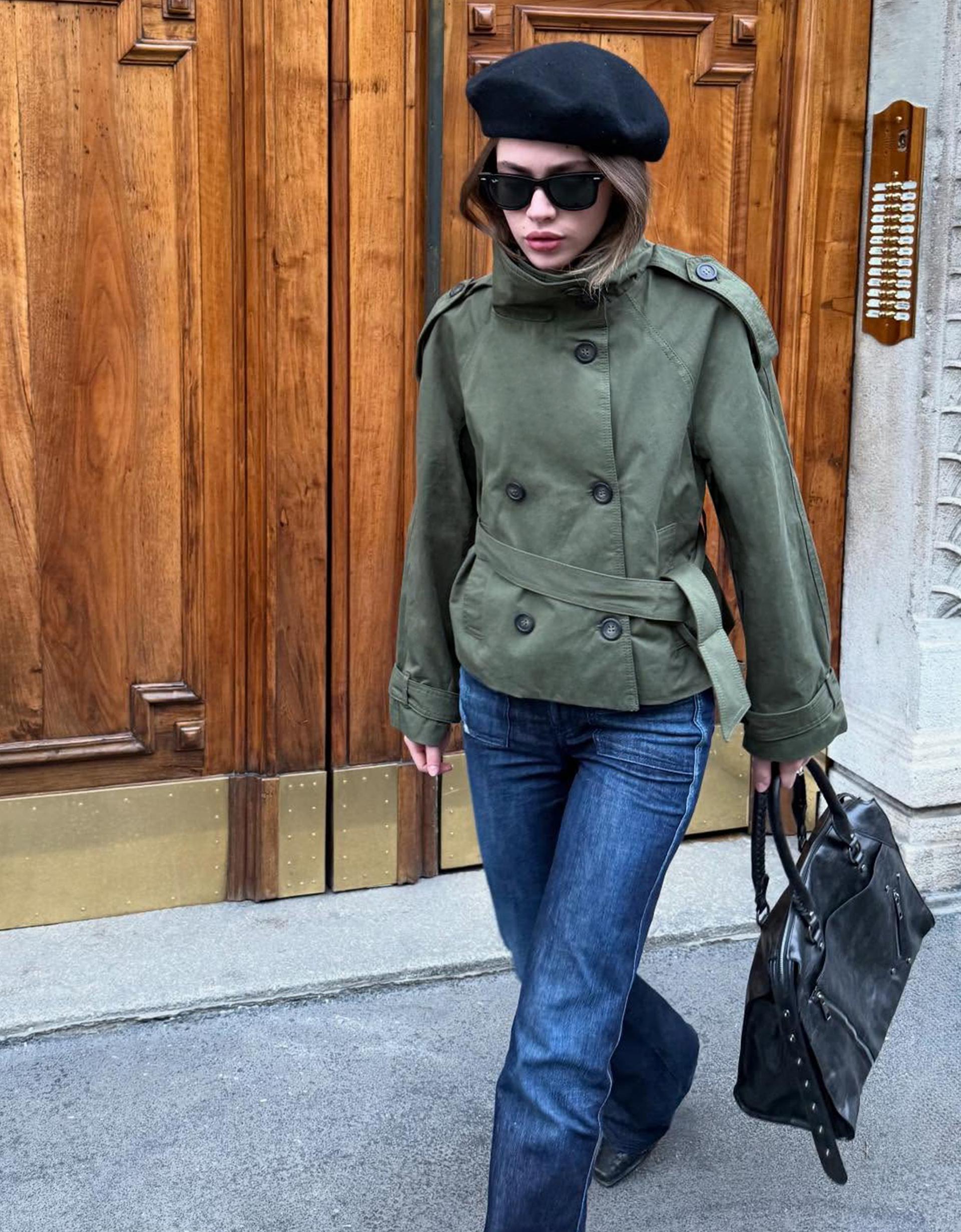 Jennifer Spring Trenchcoat